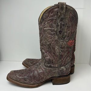 CORRAL COWGIRL BOOTS